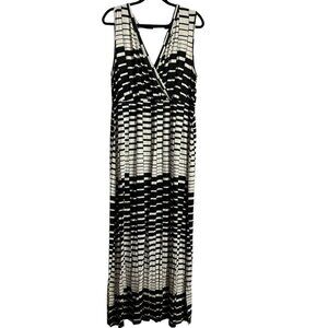 Lane Bryant Black & White Maxi Dress,‎ 14/16 - Not worn but tags are off